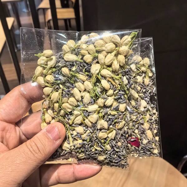 1件/5件/15件/25件/35件天然干花装饰，茉莉花和薰衣草干花，彩色纸屑和花管装饰套装，适用于活动、家居装饰、DIY工艺品、蜡烛装饰