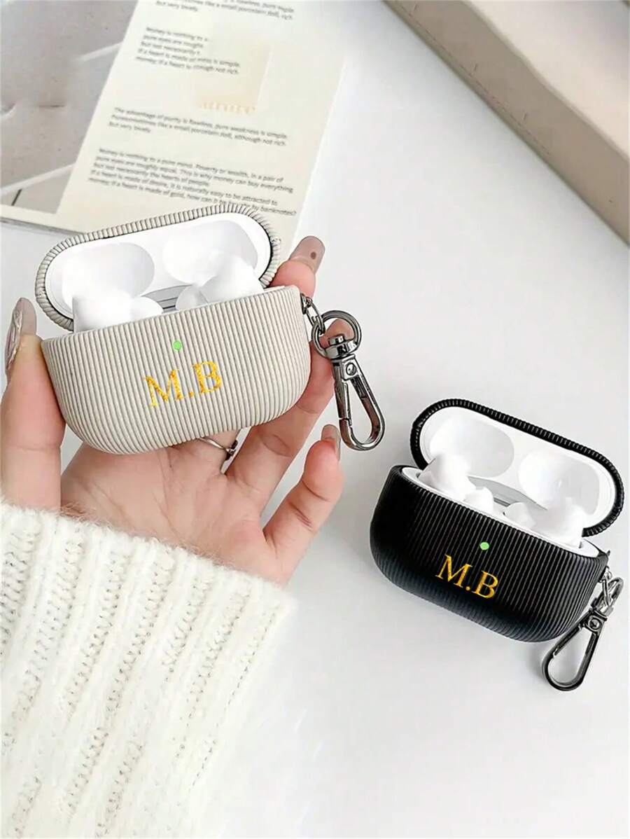 [Customized]Personalized Luxury Lettering Name Customized Cover Compatible With Airpods 1 2 3 4 Pro 2 - Stripe Pattern Earphone Case With Keychain - Compatible With Airpods Users - Stylish & Personalized Protection - Perfect Gift For Tech Lovers Stylish,Colorful,Vintage,Cute,Contracted,Funny,Kawaii Custom,Personalized,Unique,Customized Ideal Gifts For Him,Ideal Gifts For Her Boyfriend,Girlfriend,Family,Friends,Grandparents,Couple