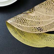 14.9*14.9inches 1pc PVC Placemats For Halloween Dining Table Decoration, Pumpkin Shaped Desktop Heat Insulation Pad
