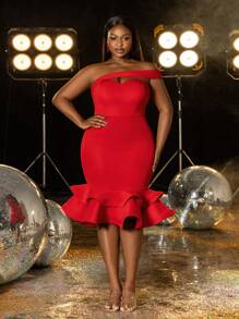 Faeriesty Plus-Size Sleeveless Off-Shoulder Mini Dress With Ruffled Hem – Summer Special Occasion Dress For Beach Parties (Bold V-Cut Silhouette, Vibrant Red Elegance) - Red - View 4