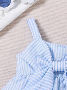 2pcs/Set Baby Girl Spring/Summer Blue Striped Bowknot Blouse & Striped Ruffle Hem Shorts Outfit - Blue - View 4