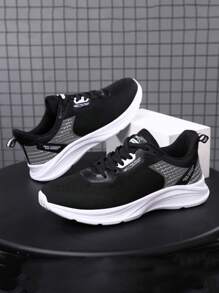 1 Pair Fashion Breathable Woven Fabric Sports Shoes, EVA Sole Non-Slip Durable Soft Running Shoes, Versatile Casual Outdoor Sneakers - Black - View 1