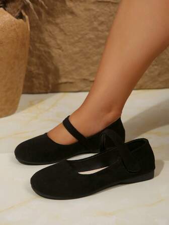 大码 36-43 新品时尚百搭玛丽珍平底鞋，黑色绒面革面料，一脚蹬，圆头，舒适一脚蹬芭蕾平底鞋，适合日常和工作，春秋季