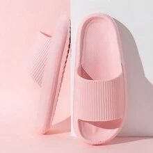 Nuevas sandalias versátiles de moda en EVA, sandalias suaves, antideslizantes y con suela gruesa para interiores/exteriores, ligeras y cómodas, con sensación esponjosa de alta gama, estilo Ins para parejas