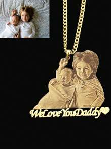 这款个性化照片订婚项链可添加文字，采用可定制照片雕刻、18K金人像吊坠，并可定制家人/宠物照片。是完美的礼物之选，配有精美礼盒，适合日常佩戴和情人节。 - 金色 - 查看 4