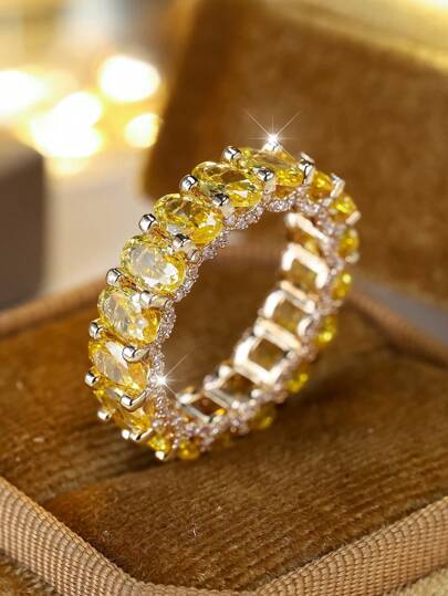 Anel de Mulher Oval Amarelo Eternamente Brilhante em Tom de Ouro com Cubic Zircônia - Jóia de Casamento de Luxo, Festa, Uso Diário - Acessório Brilhante