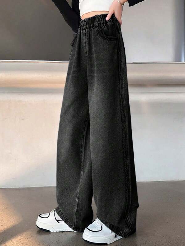Jeans larges à jambe droite pour jeunes filles avec poches latérales et ourlet effiloché