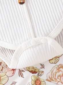 3Pcs Baby Girl Spring Outfits, Short Sleeve Cold Shoulder Romper + Flare Pants + Headband Set - White - View 6