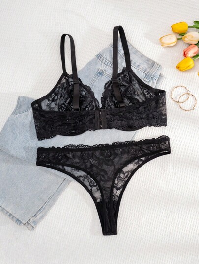 1pc Plus Size Women Solid Color Lace Padded Lingerie Bra And Panty Set, Lift