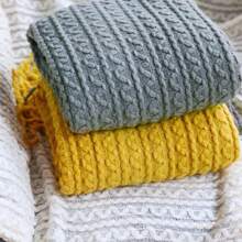 1 Pc Comfortable Nordic Style Knitted Sofa Blanket With Tassels - Stain Resistant, Handwash, All Season Polyester Cozy Design, Suitable For Sofa, Bed, Office And Travel