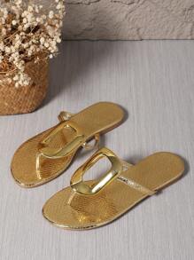 Women Fashion Metallic Flat Sandals - Versatile & Elegant - Summer New Arrival - Comfortable Casual - Daily Outfit - Beach Holiday - Metallic Design - Open Toe - Flat Shoes - Gold - High Heel - Graceful Style - Office Commute - Party & Celebration - Summer - Gold - Synthetic Material - Gold - View 5