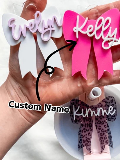 1 Piece Romantic Bow Personalized Acrylic Name Cup Tag, Custom Script Lettering Wave Design Drinkware Accessory, Creative Tumbler Label, Elegant Transparent Decoration For Birthday, Wedding, Party, Everyday Use,Multi-Functional, Reusable,Easy To Clean,Exquisite,Cute,Fashionable,Adorable,High-Quality,Custom,Unique,Personalized,Ideal Gifts For Him,Ideal Gifts For Her,Her,Boyfriend,Girlfriend,Dad,Mom,Family,Friends,Son,Daughter,Kids,Kitchen,Dining Room,Bedroom,Office,Living Room,Home,Tea Room