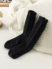 1 Pair Newborn Baby Socks, Solid Color Classic, Skin-Friendly Soft Comfortable Mid-Calf Socks, Fashionable Versatile Breathable Knee-High Socks, Suitable For Daily Life Or Holiday Gifts, Random Color