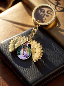 1Pc Custom Sunflower Photo Keychain Gifts For Women Men Girls Encouragement Inspirational Gifts Sunflower Photo Locket Keychain Keep Going Key Ring Personalized Sunflower Keychain, For Anniversaries, For Valentine's Day, For Mother's Day, For Birthdays, For Children's Day, For Father's Day, For Graduation, For Weddings, For Housewarming Office, School, Home, Valentine Day, Valentine Day Decor