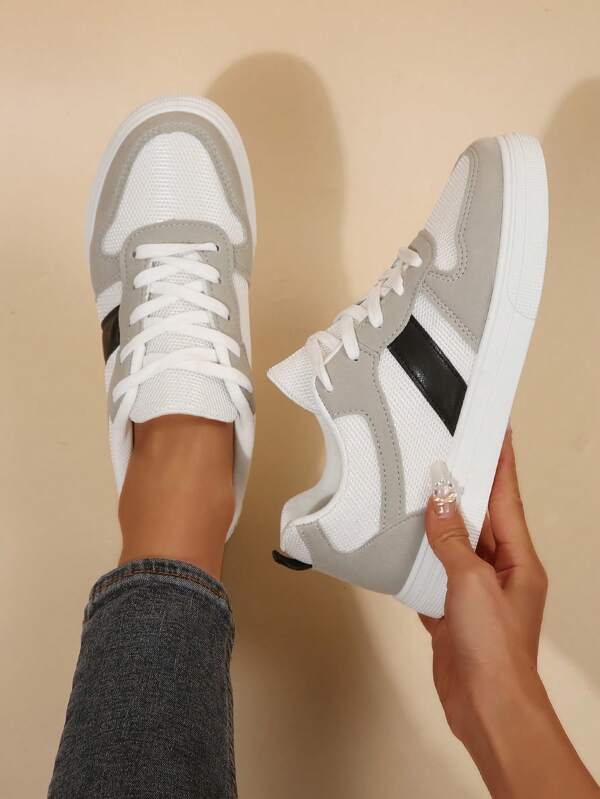 Damen neue Schnürung Farbblock Element Lässig Sneaker, moderner modischer Luxusstil Outdoor Straße Campus vielseitige Lässig Sportschuhe