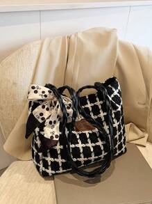 Bolso de tela con decoración minimalista de mariposa, bolso de hombro de estilo universitario casual, colocación aleatoria de mariposas (color/patrón de pañuelo aleatorio) - Blanco y Negro - Ver 7