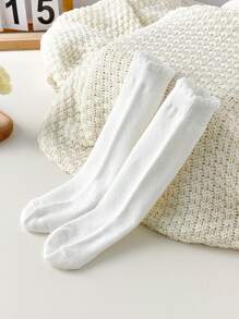 1 Pair Newborn Baby Socks, Solid Color Classic, Skin-Friendly Soft Comfortable Mid-Calf Socks, Fashionable Versatile Breathable Knee-High Socks, Suitable For Daily Life Or Holiday Gifts, Random Color