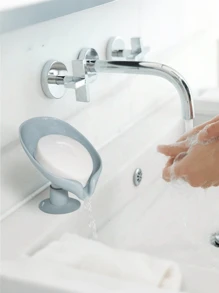 2pcs Soap Dish, Leaf Shaped Soap Saver Holder, Self-Draining Soap Rack, Extends Soap Lifetime, Keeps Soap Dry And Easy To Clean (Color Random) - Multicolor - View 1