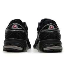 New Balance 男鞋女鞋情侶款情侶鞋 低筒輕便運動鞋復古休閒鞋老爹鞋 ML860XC-D - 黑色 - 查看 10