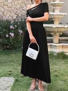 Asymmetric Ruffled Shoulder Women Dress - Black - View 3