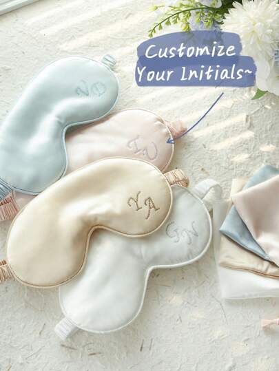 2 PIEZAS Máscara para dormir personalizada con iniciales y rhinestones con bolsa de almacenamiento, mejor regalo para damas de honor, regalo de fiesta nupcial, recuerdo de boda personalizado, conjunto de máscara para dormir de satén de imitación de seda brillante, multifuncional, ornamental, letra, unicolor, exquisito, elegante, vintage, moderno, colorido, ocio, básico, casual, suave, único, personalizado, personalizado, ideal para ella, novia, abuela, familia, novio, amigos, regalos del día de la madre para mujeres