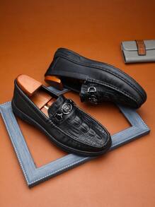 Men's Fashionable Crocodile Pattern Patchwork Low-Top Casual Shoes With Metal Buckle, Retro Style For Outdoor, Commute, Travel, Cycling, Beach, Versatile Loafers