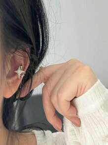 1 pièce de jonc d'oreille minimaliste non percé micro-serti d'or, d'argent en forme d'étoile, boucles d'oreilles à clips en cuivre exquises pour femmes