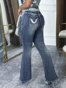 Stretch Fabric Embroidered Flare Jeans For Women With Pockets Stylish, Comfortable Denim For A Flattering Fit - 中等水洗藍 - 查看 1