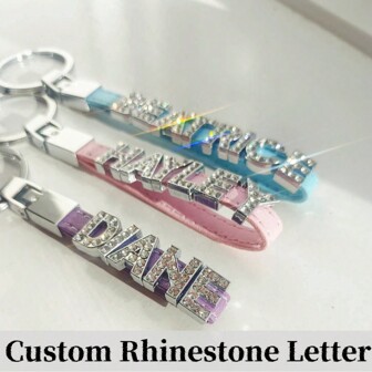 1PC Custom Rhinestones Letter Leather KeyChain, Personalised Name Bag Charm, Sparkly Rhinestones Letter, Custom Birthday Gift For Women/Girlfriend, Gift For Him, Gift For Her,New Year/Mother'Day/Father's Day/Birthday/Anniversary/Christmas Gift For Your Loved One,Boyfriend,Girlfriend,Family,Friends