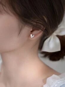 1 Pair S925 Silver Minimalist Dainty Cute Rhinestone Butterfly Stud Earrings For Girl