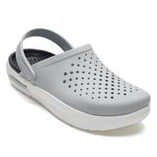 Crocs 女士休闲舒适木屐凉鞋，百搭日常穿着 - 大氣灰 - 查看 6