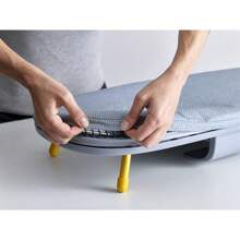 Joseph Joseph Folding Tabletop Ironing Board With Iron Holder, Compact, Space-Saving, Grey/Yellow - 灰/黃 - 查看 10