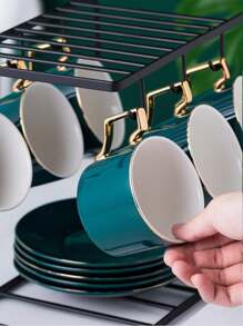 1 Juego de 6 tazas + 6 platillos + 6 cucharas (con soporte negro), 1 Juego de 1 taza + 1 platillo + 1 cuchara, taza de café de cerámica, platillo, plato elegante de café y postre, juego tradicional de té de la tarde, taza creativa y simple de té de la tarde, juego de tazas de café, serie graciosa de unicolor, taza de espresso con asa, taza, taza de leche, esencial ahorra espacio, imprescindible para amantes del café, adecuado para el hogar, la oficina, la escuela, reuniones, regalo - Apto para lavavajillas