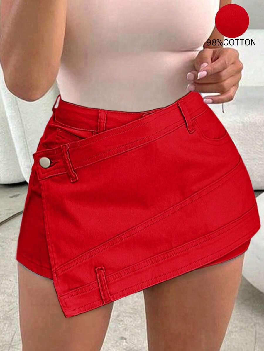Quần short denim dáng ôm kiểu cargo, phong cách đường phố Y2K, đường may tương phản, cạp chun co giãn, vạt bất đối xứng, ôm sát cơ thể. - Đỏ - Xem 1