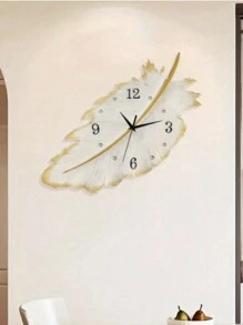 New Modern Feather Minimalist Art Wall Clock, Fashionable Clocks For Home Living Room, Simplistic Creative Viral Wall Clock, Silent Clock, Suitable For Home, Hotel, Hallway Wall Decor Gifts Birthday Graduation Room Decor Clock Wall