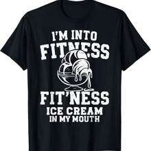 Camiseta con meme de comida con helado en la boca que dice "Me gusta el fitness" - Negro - Ver 1