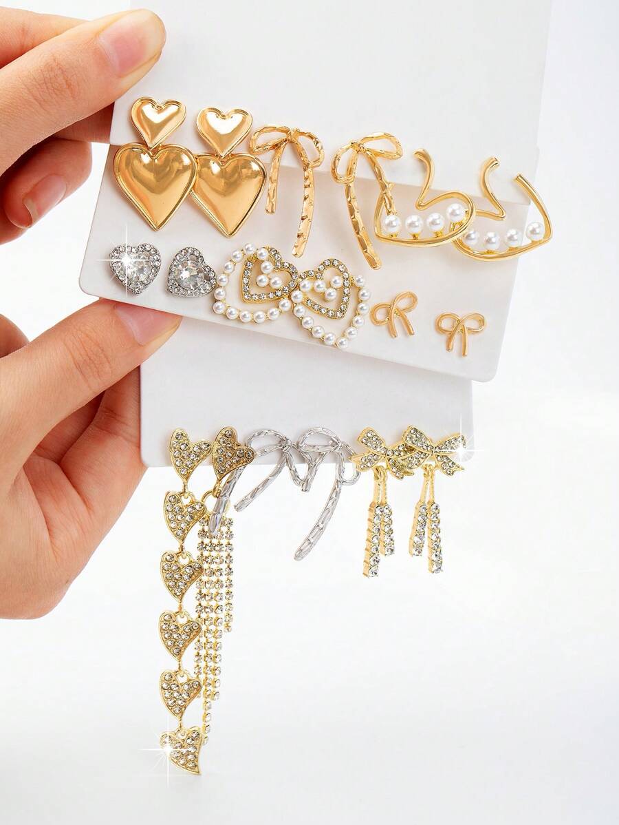 1 套时尚百搭的耳钉，日常佩戴和约会的最佳选择