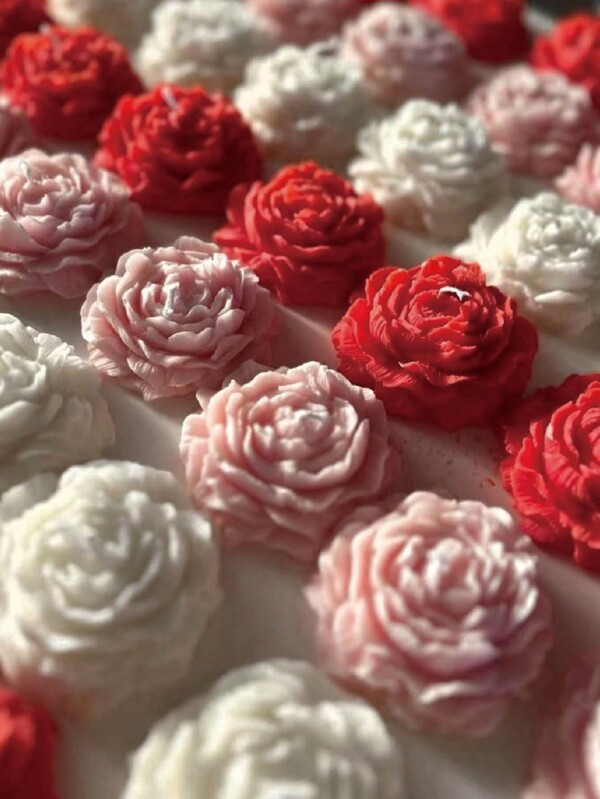 1pc Peony-Shaped Candle Small Size Multi-Colour Gift For Female Friends Valentine's Day Birthday Gift For Home Decoration Scented Candle Gifts Graduation