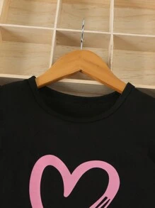 2pcs/Set Girls Cute Heart Graphic Round Neck Sleeveless Top + Shorts Summer Outdoor Casual Outfit