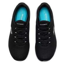 Skechers 女士套脚运动鞋，减震休闲跑步鞋，日常健身鞋 12985-BKW - 黑色/白色 - 查看 4