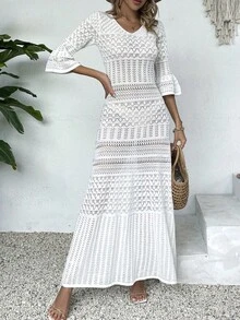 优雅女士时尚休闲V领长袖针织连衣裙，纯白色夏季海滩度假风，简约复古硬币设计，修身镂空剪裁，随机印花图案，适合返校季、秋冬季女装，圣诞节、感恩节和新年长款派对礼服 - 白色 - 查看 3