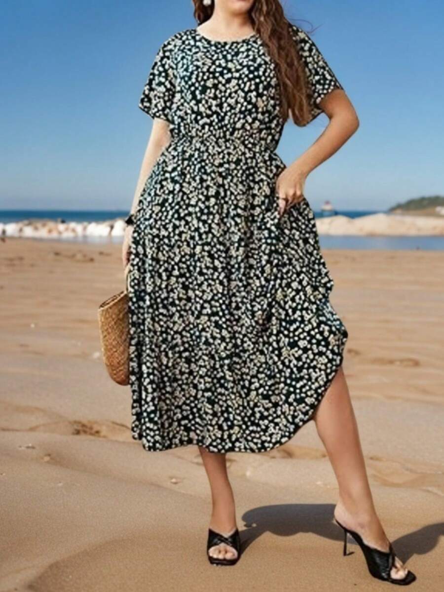 Plus Size Floral Print Short Sleeve Round Neck Casual Dress - Green - View 1