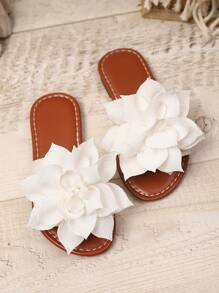 1 双大码幼儿女童平底拖鞋，带牡丹花装饰，圆头露趾防滑舒适时尚罗马风格凉鞋，适合 3-15 岁女童学生日常休闲聚会旅行度假户外穿着，春夏新品