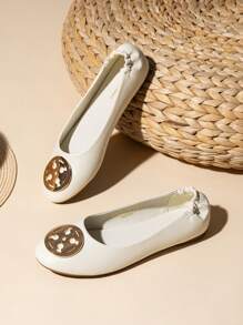 Women Ballet Flats Round Toe Slip-On Style With Metal Accent Comfortable Classic Fashion Dressy Casual Work Travel Business Office Flats Shoes - 白色 - 查看 5