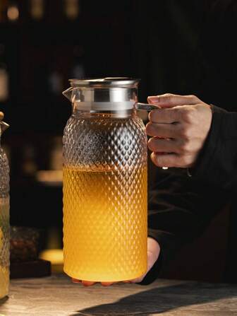 1pc Acrylic Pitcher, Acrylic Transparent Juice Bottle Striped Milk Ice Cold Juice Jug With Lid, Cold Water Bottle For Homemade Juice Tea Lemonade