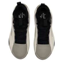 Adidas Originals 签名款 HARDEN VOLUME 8 篮球运动鞋，货号 IG6649，男女通用