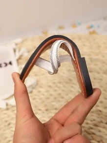 1 Pair Plus Size Sparkly Brown Toddler/Little Girls' Thong Sandals, PU Strap Design Round Toe Flat Non-Slip Fashion Minimalist Roman Slide Sandals, Suitable For 3-15 Years Old Girl Students Daily, Casual, Travel, Summer - Brown - View 9