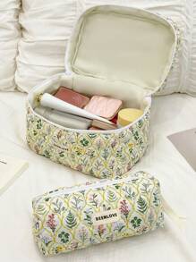 1Pc/Set Vintage Delicate Floral Quilted Makeup Bag, Large Capacity Travel Toiletry Pouch With Handle, Multi-Functional Cosmetic Storage Bag For Lipstick, Jewelry, Tissues, Sanitary Napkins, Toiletry Bag For Travel, Daily Use, Perfect Gift For Valentine's Day, Mother's Day, Anniversary, Vacation, Daily Use, New Style 2025 (Random Cutting).