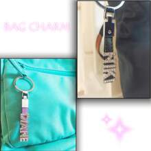 1个定制水钻字母皮革钥匙扣,个性化名字包包挂饰,闪亮水钻字母,定制生日礼物(送给女性/女友),送给他的礼物,送给她的礼物,新年/母亲节/父亲节/生日/周年纪念日/圣诞节礼物,送给您的爱人、男友、女友、家人、朋友 - 彩色 - 查看 6