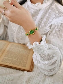 1 pieza Nuevo reloj de lujo de mujer elegante y vintage con incrustaciones de perlas y rhinestones. Esfera ovalada de nácar, resistente al agua 30m, adecuado para uso diario, fiestas, vacaciones, etc.